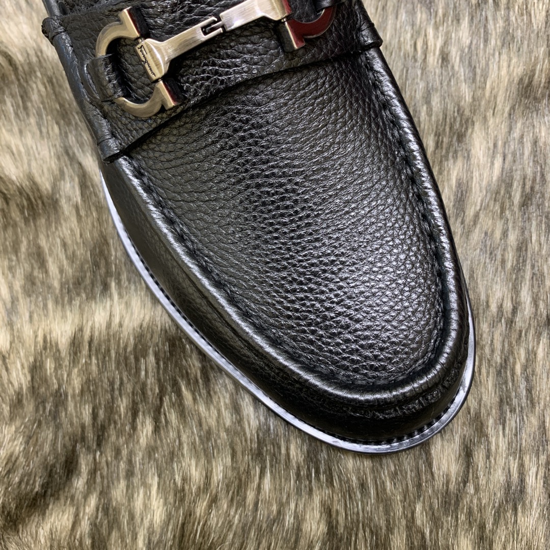 Ferragamo Men's Black Leather Loafers with Signature Buckle, Sizes 39-44 9 i1686409885 3470 7