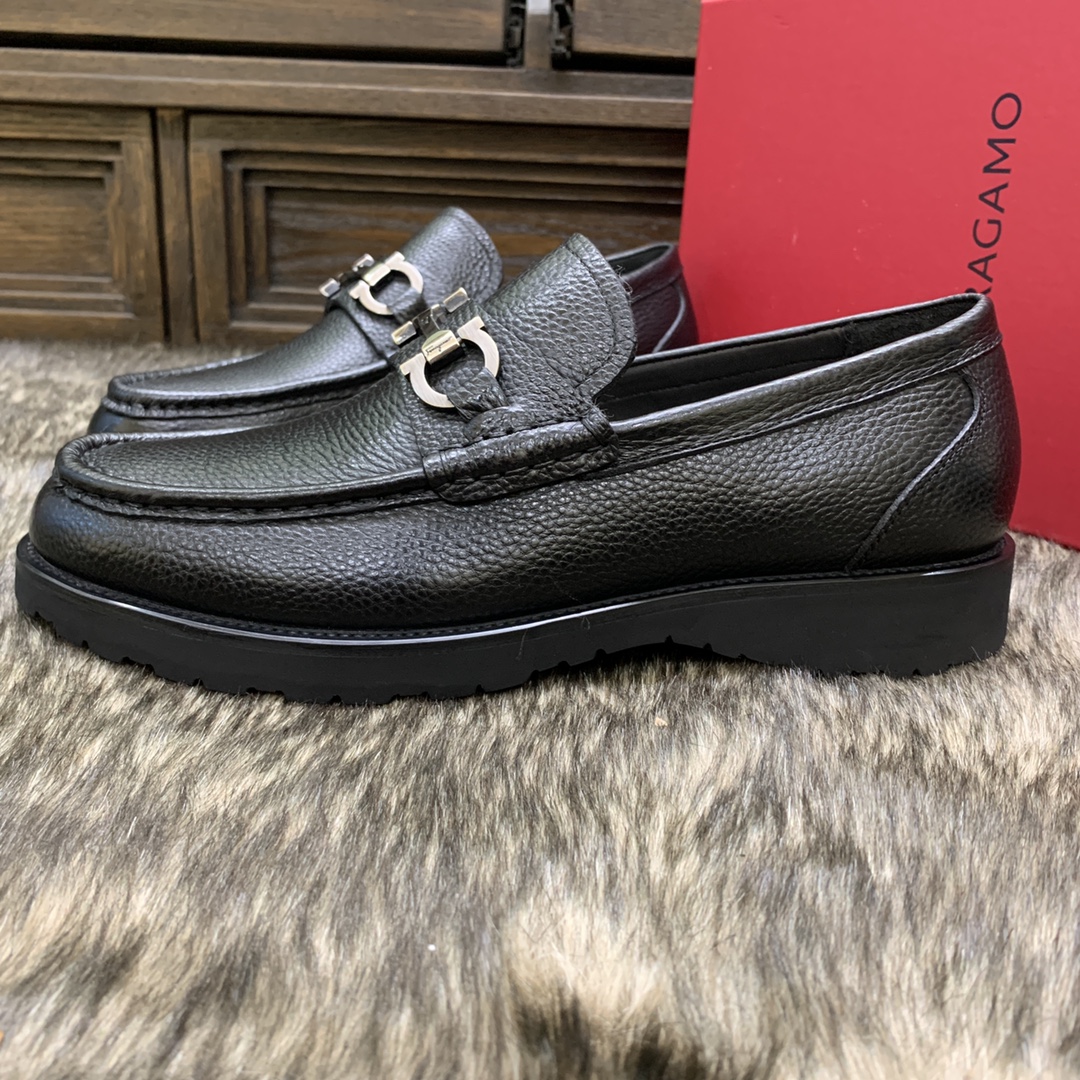 Ferragamo Men's Black Leather Loafers with Signature Buckle, Sizes 39-44 5 i1686409885 9469 3