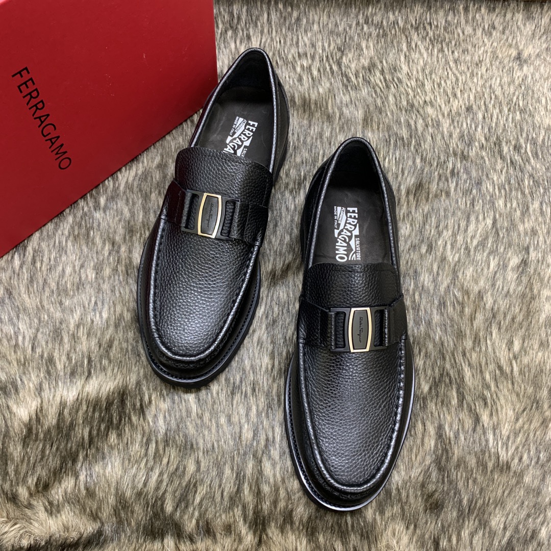 Salvatore Ferragamo Men's Black Leather Loafers with Buckle Detail 3 i1686410104 257 1