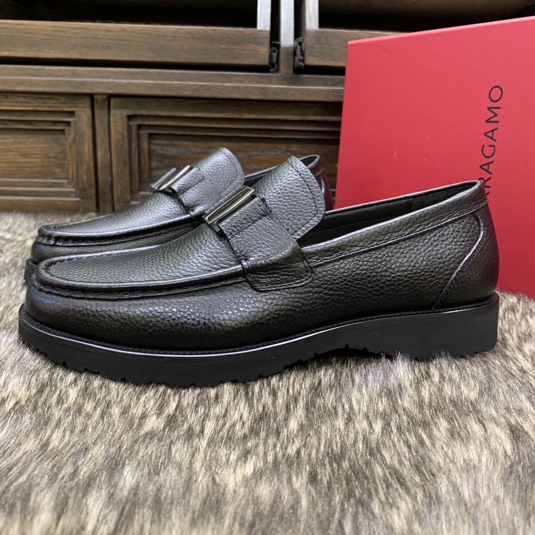 Salvatore Ferragamo Men's Black Leather Loafers with Buckle Detail 5 i1686410104 6607 3