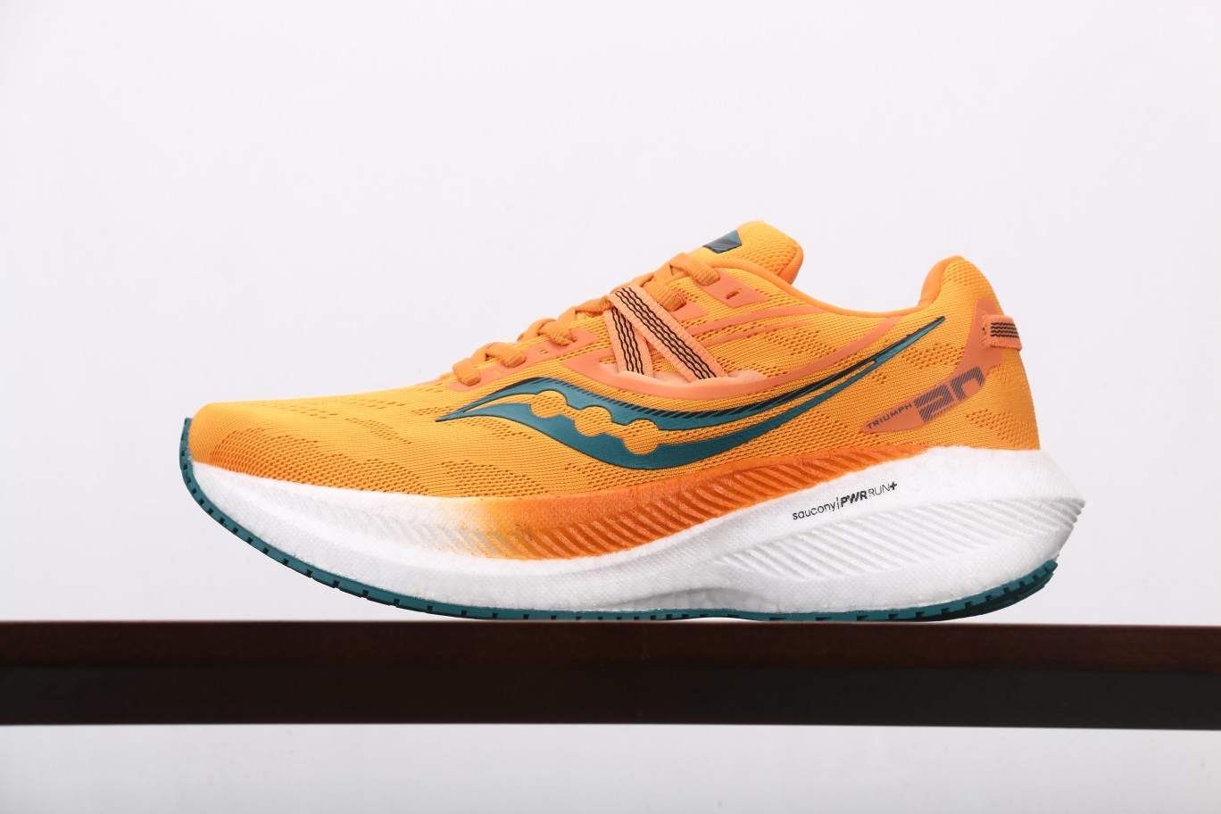 SauconyTriumph20N索康尼胜利20代旗舰级缓震型跑鞋市面最好的顶级产物全网独一无二巅峰之作