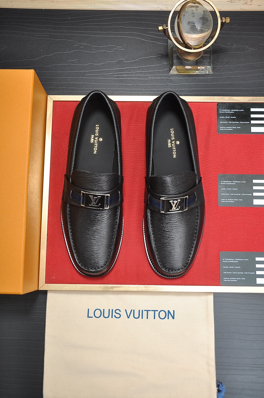 Louis Vuitton Koeienhuid Echt leer Rubber