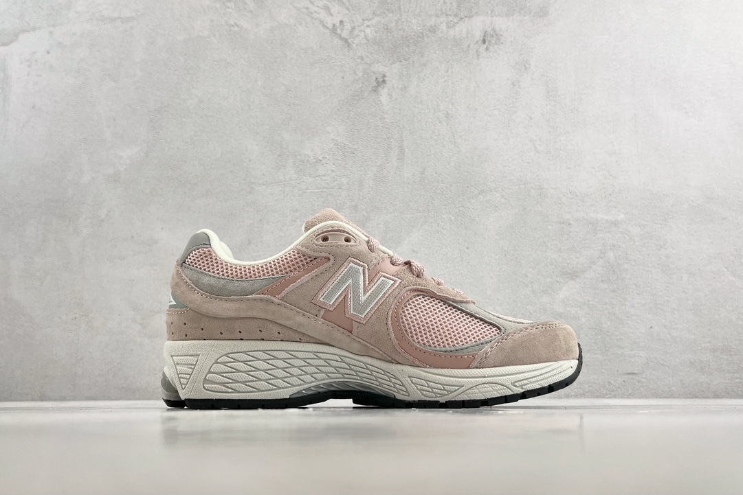 New Balance 2002R Sakura Pink ML2002R4