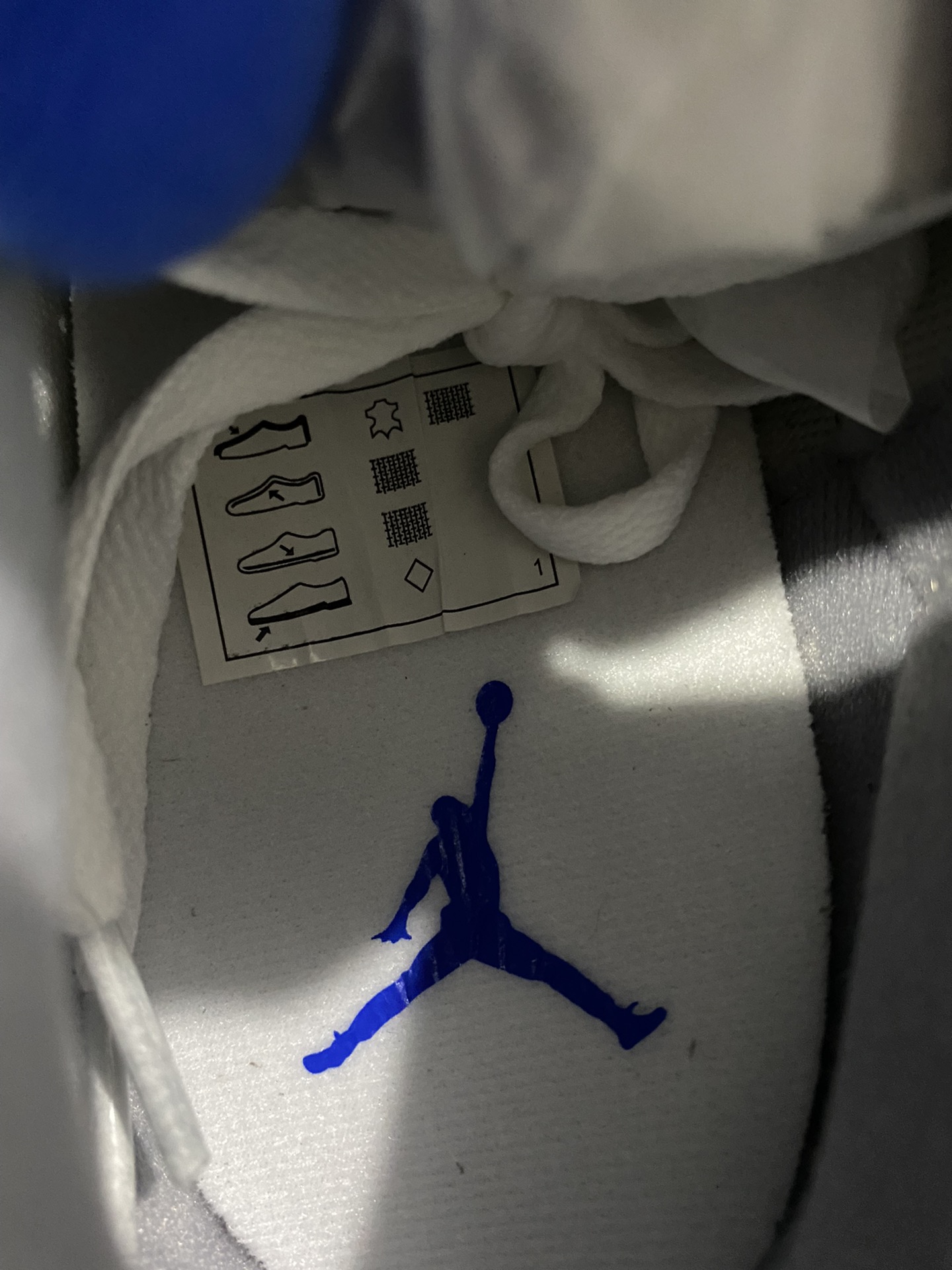 图片[9]-【OG版】Air Jordan 3 Retro “racer blue ＂白蓝 小闪电 赛车蓝 男女全码出货 货号：CT8532-145 市面爆裂纹做的最接近原鞋的版本n东莞元老级版师操刀倾力打造全网最强三代原楦原纸板开发 确保原汁原味 原厂皮料质感色泽绝无偏差完美中底拉帮 原厂中底钢印  原档案大底 如假白送大底纹路 气垫通透度PU的回弹性均百分百还原 原厂电绣鞋舌飞人刺绣针数立体讲究精细欢迎对比正品原鞋！ 尺码：36-47.5-莆田鞋批发中心