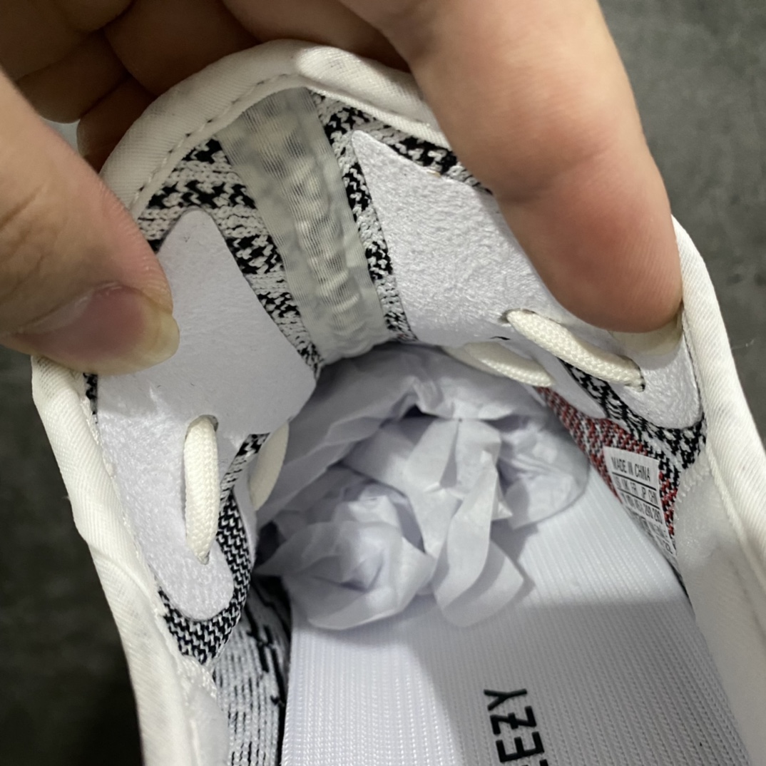 图片[5]-【LW版本】Yeezy350 V2 白斑马 CP9654n市场第一梯队 高端零售首选品质不翻车n原鞋原厂数据材料开发国内知名一线大厂出品目前市面天花板品质 原装巴斯夫\”BASF\” 原料 尺码：36-48-莆田鞋批发中心