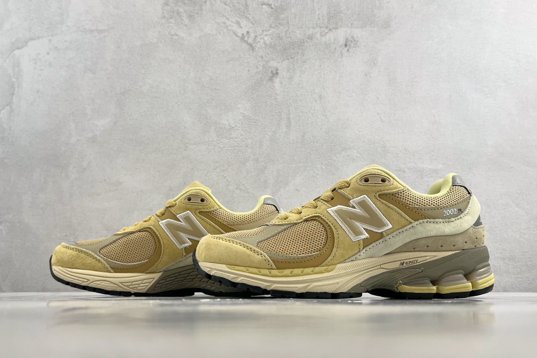 New Balance 2002R yellow M2002RE1