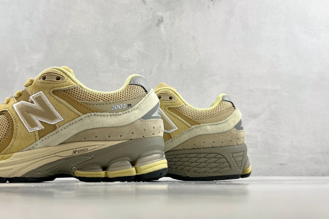 New Balance 2002R yellow M2002RE1