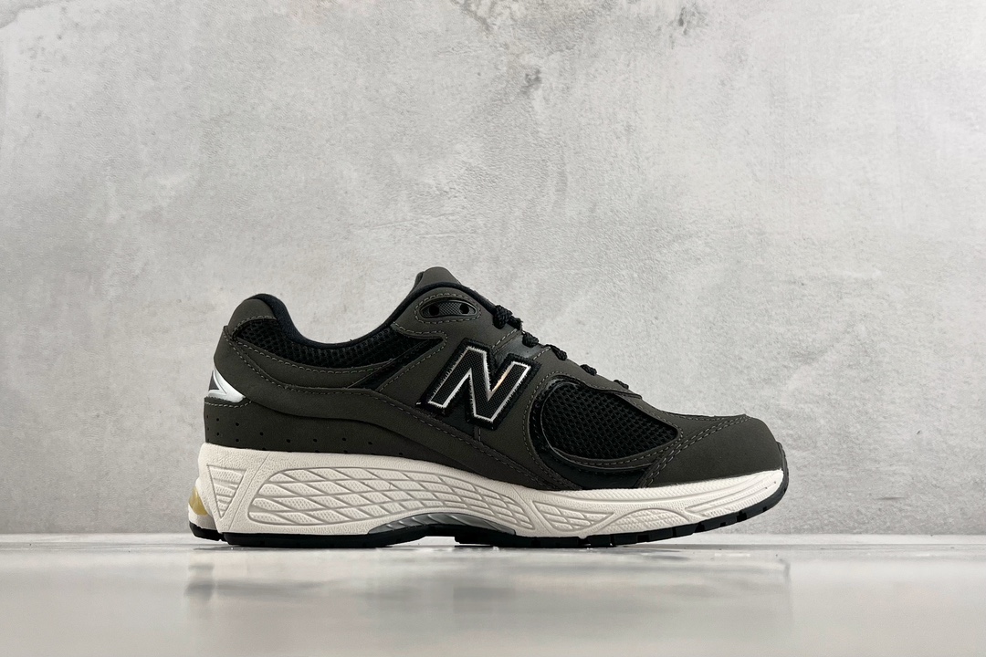 RA加强版 200 New Balance 2002R 黑白 ML2002RB