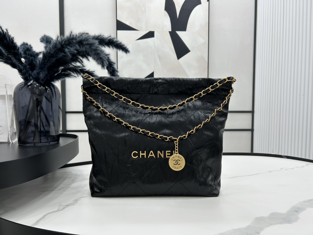 AS3260皱皮Chanel22bag垃圾袋本季最火最值得入手的系列它的名字叫22bag小香凡是以数字命
