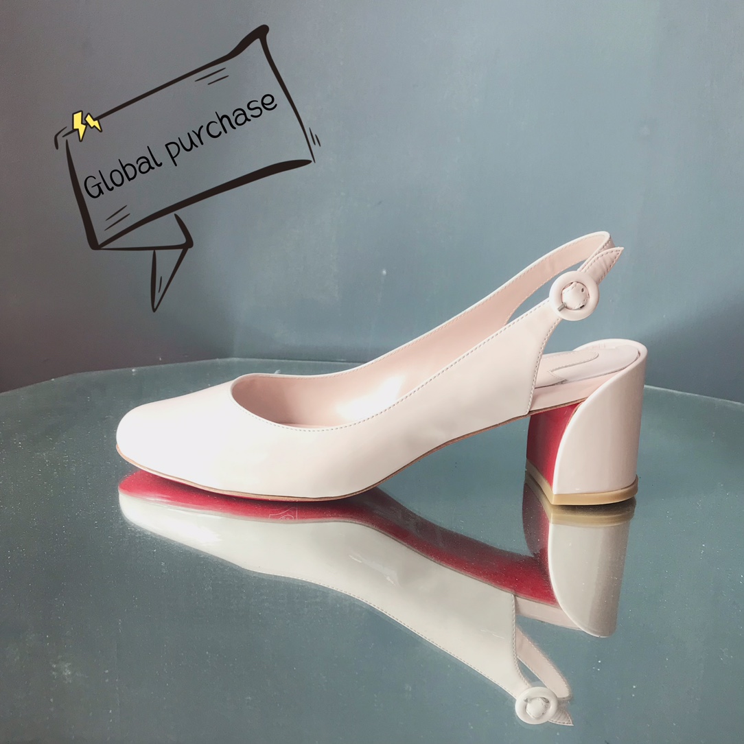 NO:100006,High-end custom spring and summer classic series!  H5.5Cm size 34-43. Genuine leather large sole. 44021-001 nude pink slim skin, nude pink sheepskin. Foreskin buckle, official website synchronization Standard European code Reference:44021-001 Color:nude Material:patent Lining:red goat leather Heel height:5.5Cm Sole:leather sole Size:EU 34-43 (US 4-11):,,christian louboutin,sheepskin,Leather soles19860909高端订制 春夏精典款系列！ H5.5Cm尺码34-43码.真皮大底 .44021－001裸粉柒皮,裸粉羊皮里.包皮扣,官网同步 标准欧码 Reference:44021-001 Color:nude Material:patent Lining:red goat leather Heel heigh:5.5Cm Sole:leather sole Size:EU 34－43（US 4一11) :,,christian louboutin,sheepskin,Leather soles,Women's Shoes