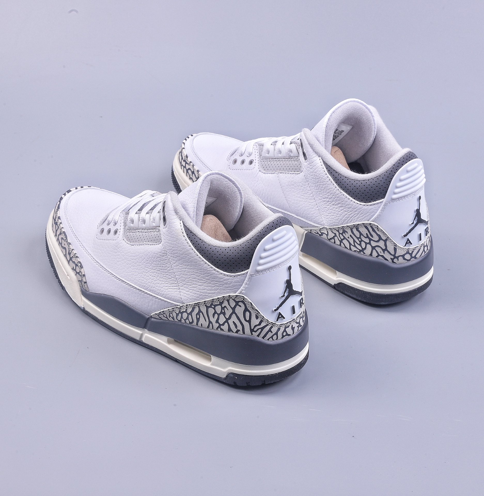 Air Jordan 3 Retro ”Hide and Sneak” white gray brown AJ3 DX6665-100