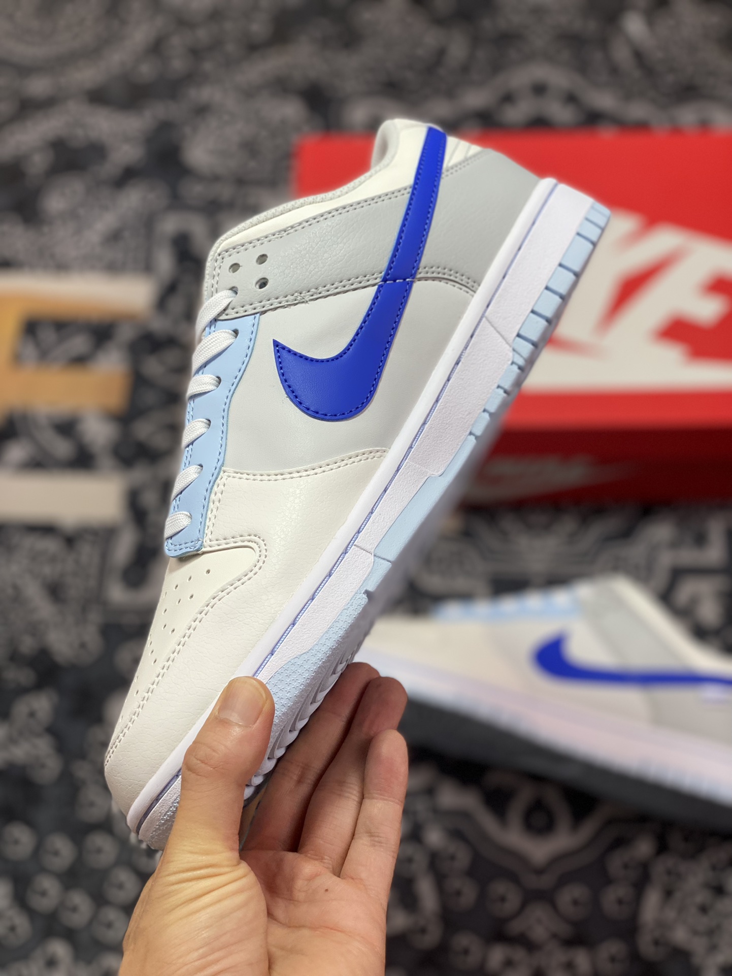 200 原厂级别 Nike Dunk Low “Ivory Hyper Royal” 海盐蓝 FB1843-141