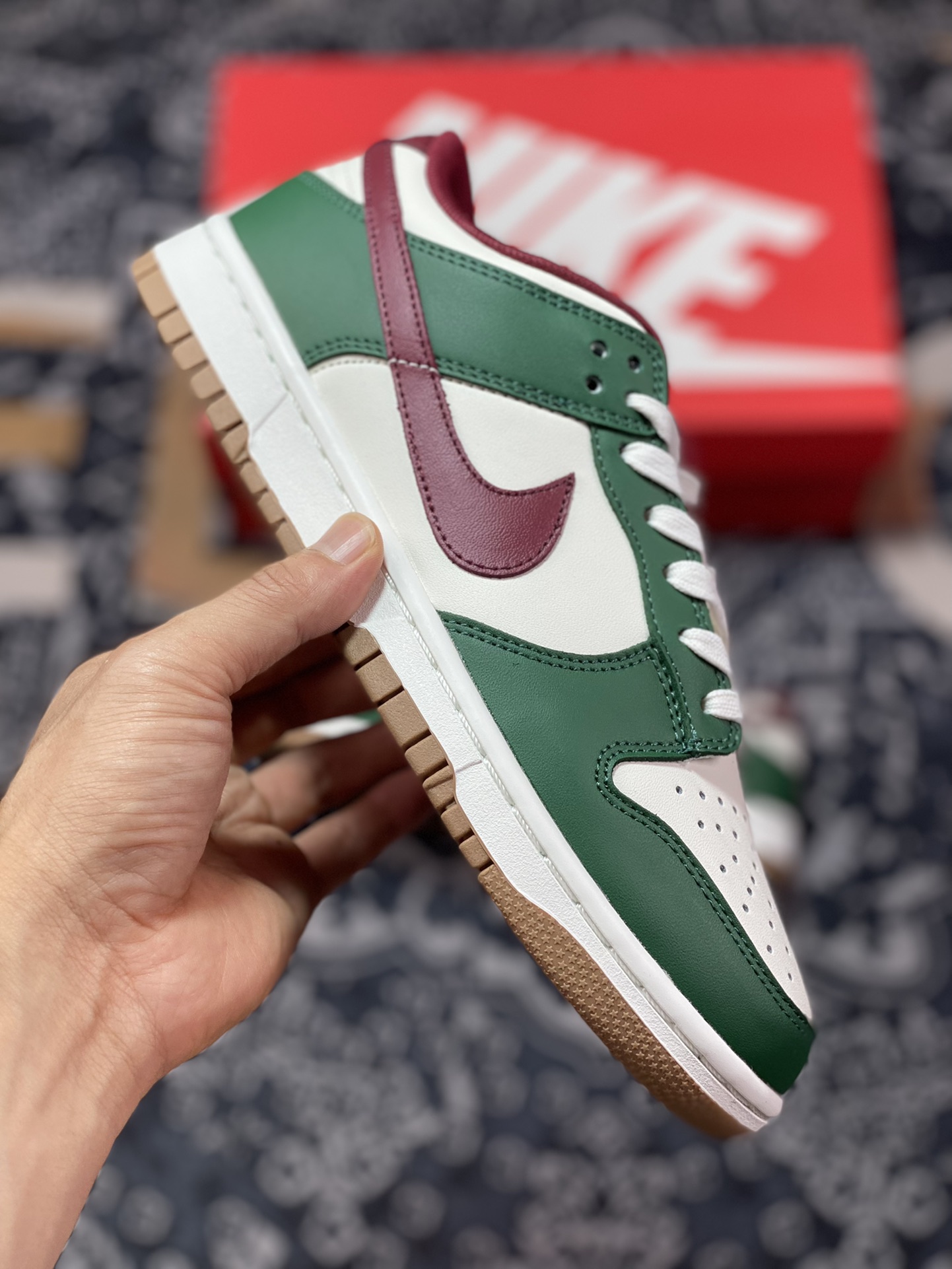 200 原厂级别 Nike Dunk Low ”Gorge Green” 白绿红 FB7160-161