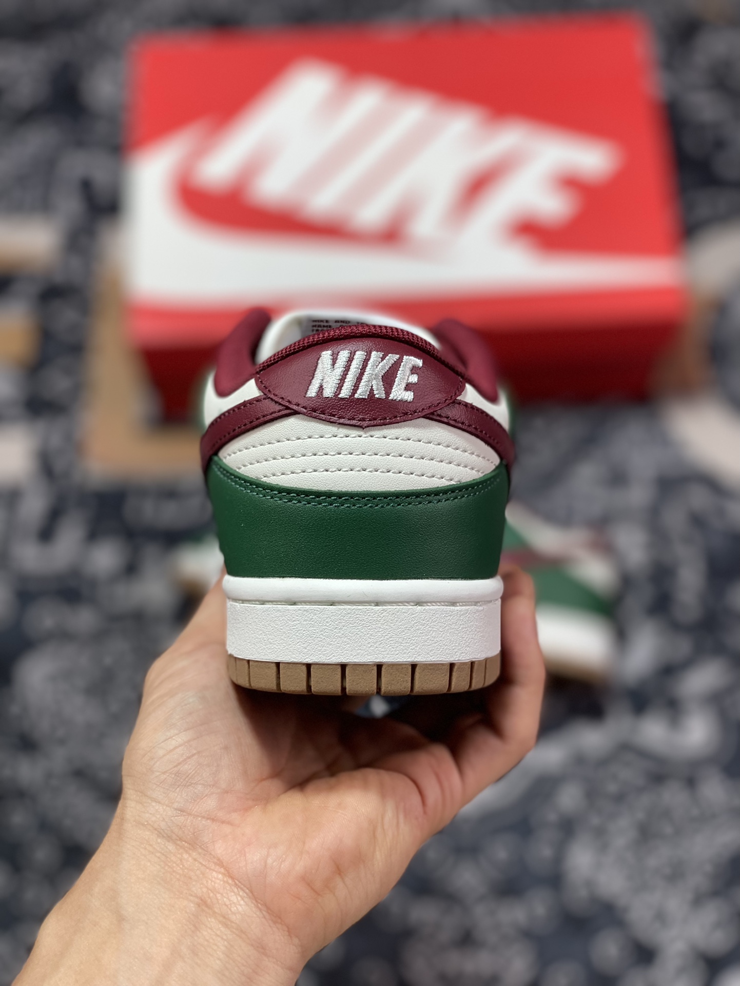 200 原厂级别 Nike Dunk Low ”Gorge Green” 白绿红 FB7160-161