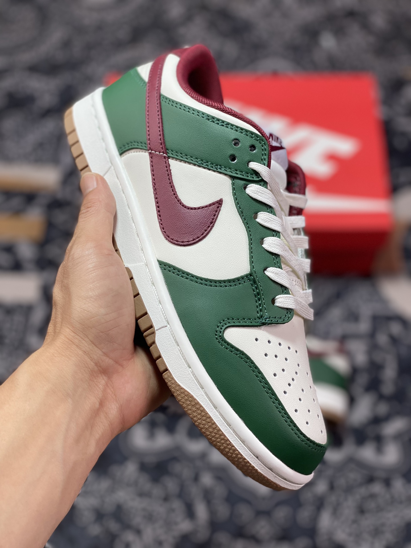 200 原厂级别 Nike Dunk Low ”Gorge Green” 白绿红 FB7160-161