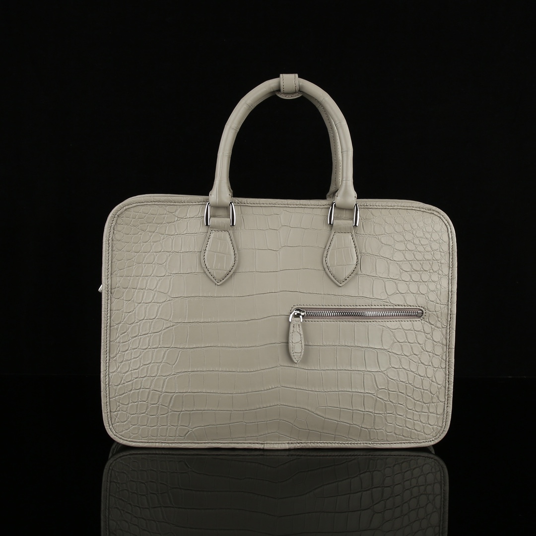 实拍图📸 国产 雾面鳄鱼肚皮🐊🐊公文包💼⚠️内里配头层牛皮】凯莉男款 尺寸 39*29*9
