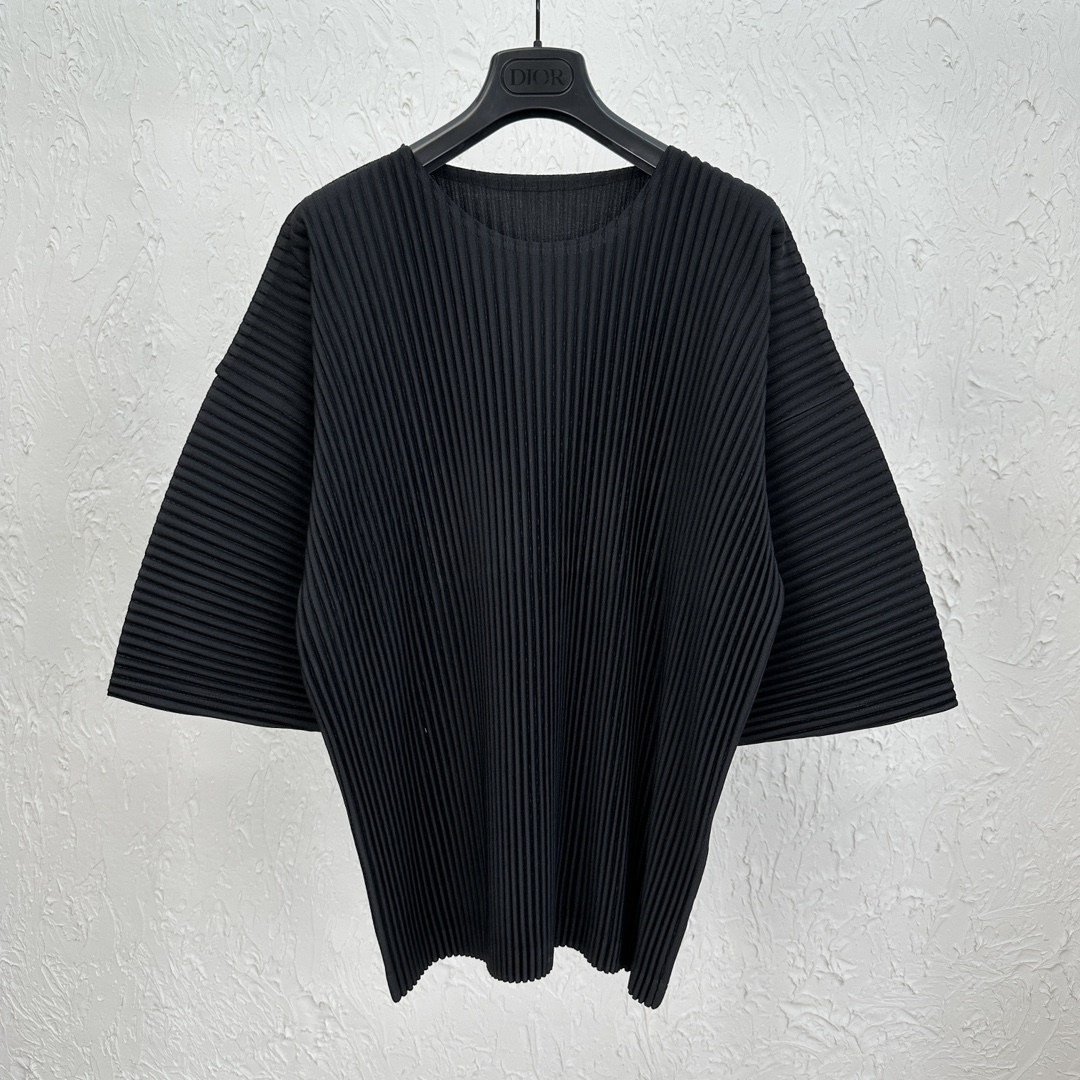 NO:822779,Issey M1yake Issey Miyake pleated short-sleeved size 1/2/3, men's clothing, isseymiyake, T-shirt,19860909Issey M1yake 三宅一生褶皱短袖 尺码1/2/3,男装,isseymiyake,T-shirt,,Women's clothing