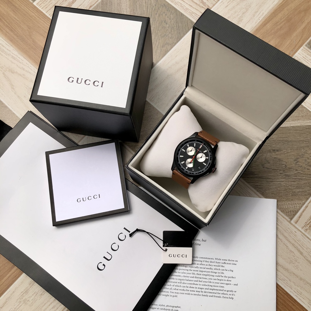 Часы Gucci