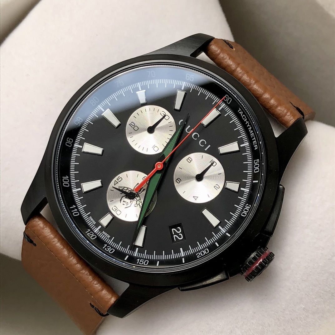 Часы Gucci