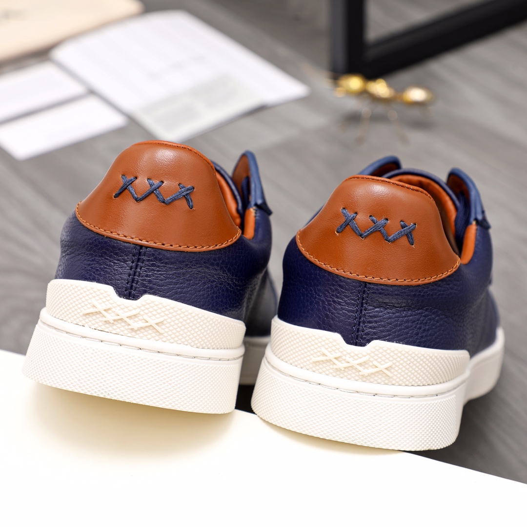 P280Marca: Mocasines Ermenegildo Zegna "Ermenegildo Zegna "Marca: Talla: 38-44Material: Parte superi