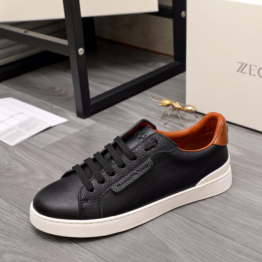 P280Marca: Mocasines Ermenegildo Zegna "Ermenegildo Zegna "Marca: Talla: 38-44Material: Parte superi