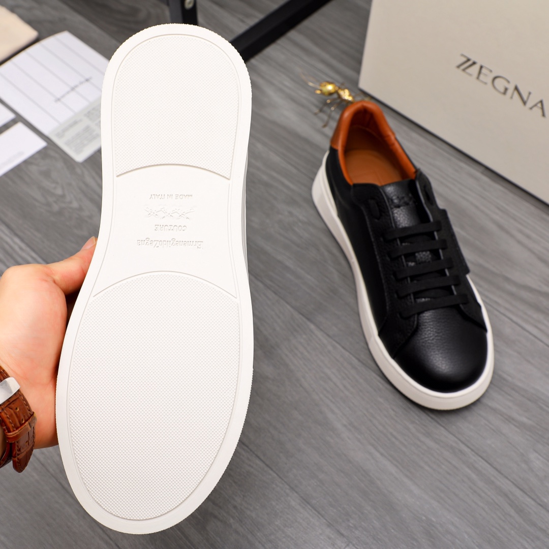 P280Marca: Mocasines Ermenegildo Zegna "Ermenegildo Zegna "Marca: Talla: 38-44Material: Parte superi