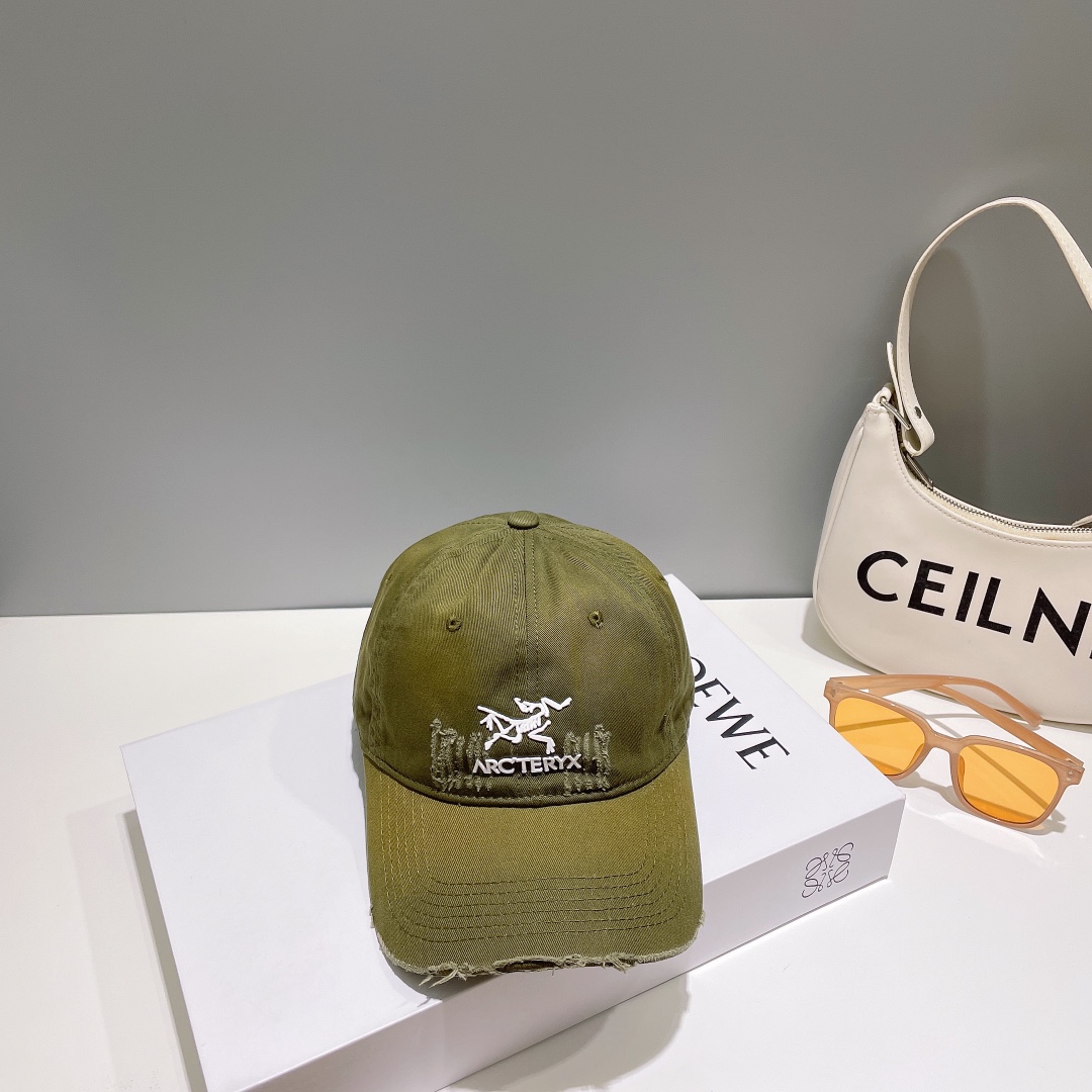 NO:191436,Archaeopteryx's new logo baseball cap, cool colors, different styles for men and women, and the first batch is shipped first!  Must-in-appropriate payment!  Hat Fisherman Hat Baseball Hat Knitted Hats, Hats Arc'teryx, espadrilles, hats19860909始祖鸟新款logo棒球帽,很酷的色系,男女佩戴都有不同style,第一批抢先出货！必入款！帽子渔夫帽棒球帽针织帽,帽子arc'teryx,espadrilles,hats,hat