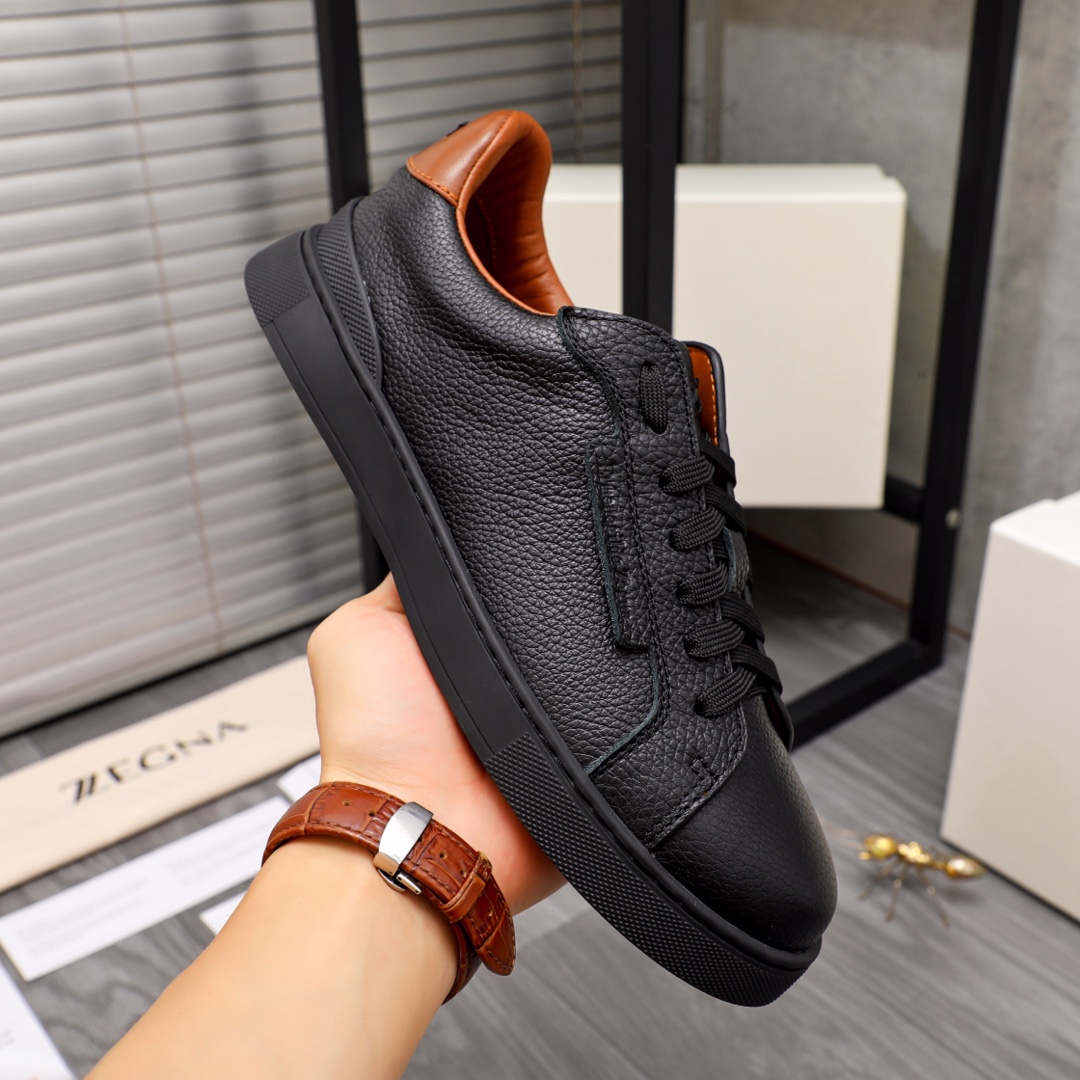 P280Marca: Mocasines Ermenegildo Zegna "Ermenegildo Zegna "Marca: Talla: 38-44Material: Parte superi