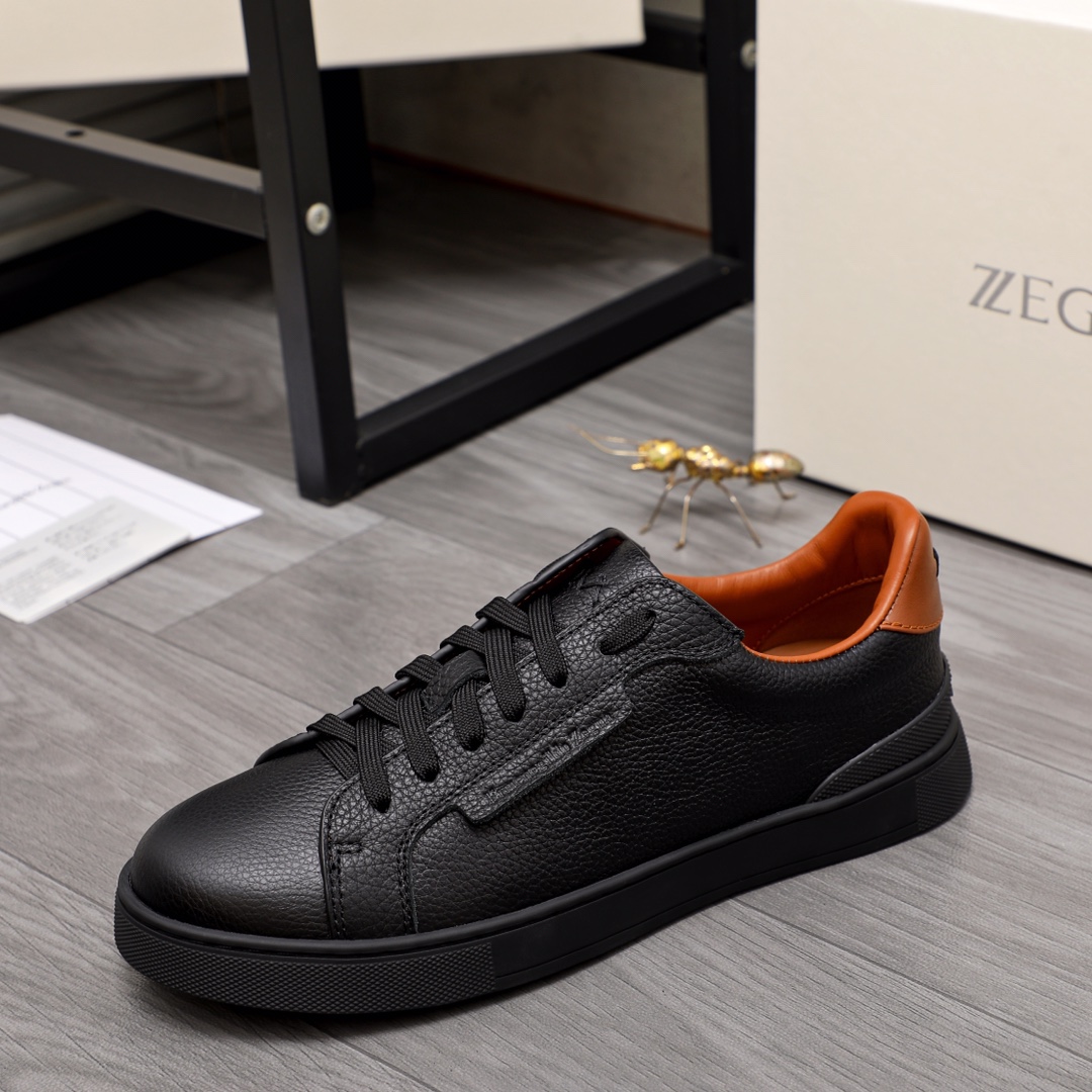 P280Marca: Mocasines Ermenegildo Zegna "Ermenegildo Zegna "Marca: Talla: 38-44Material: Parte superi