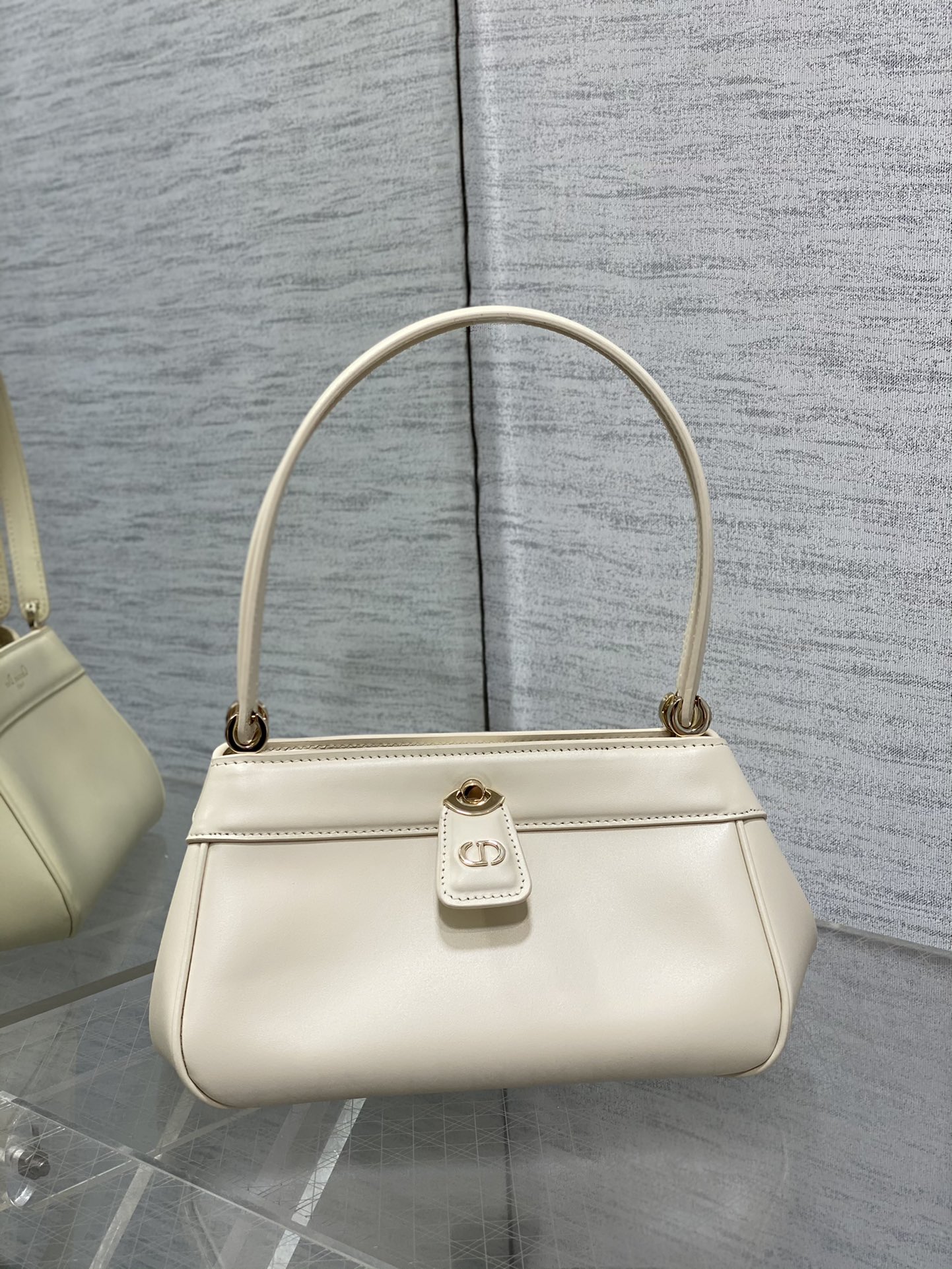 Small White Calfskin Handbag Shoulder Bag Twist Letter Lock Compartment Key Bag