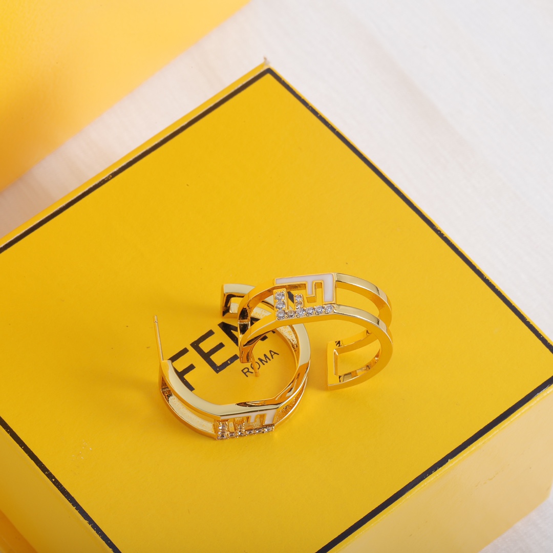 Fendi item 7
