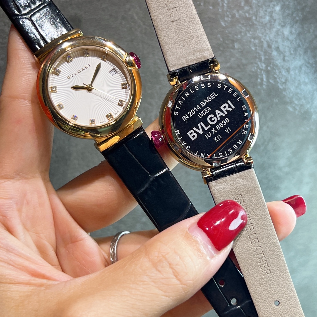 Bvlgari Lvcea yellow gold case / bezel, white dial, black leather strap 33mm Women's Quartz
