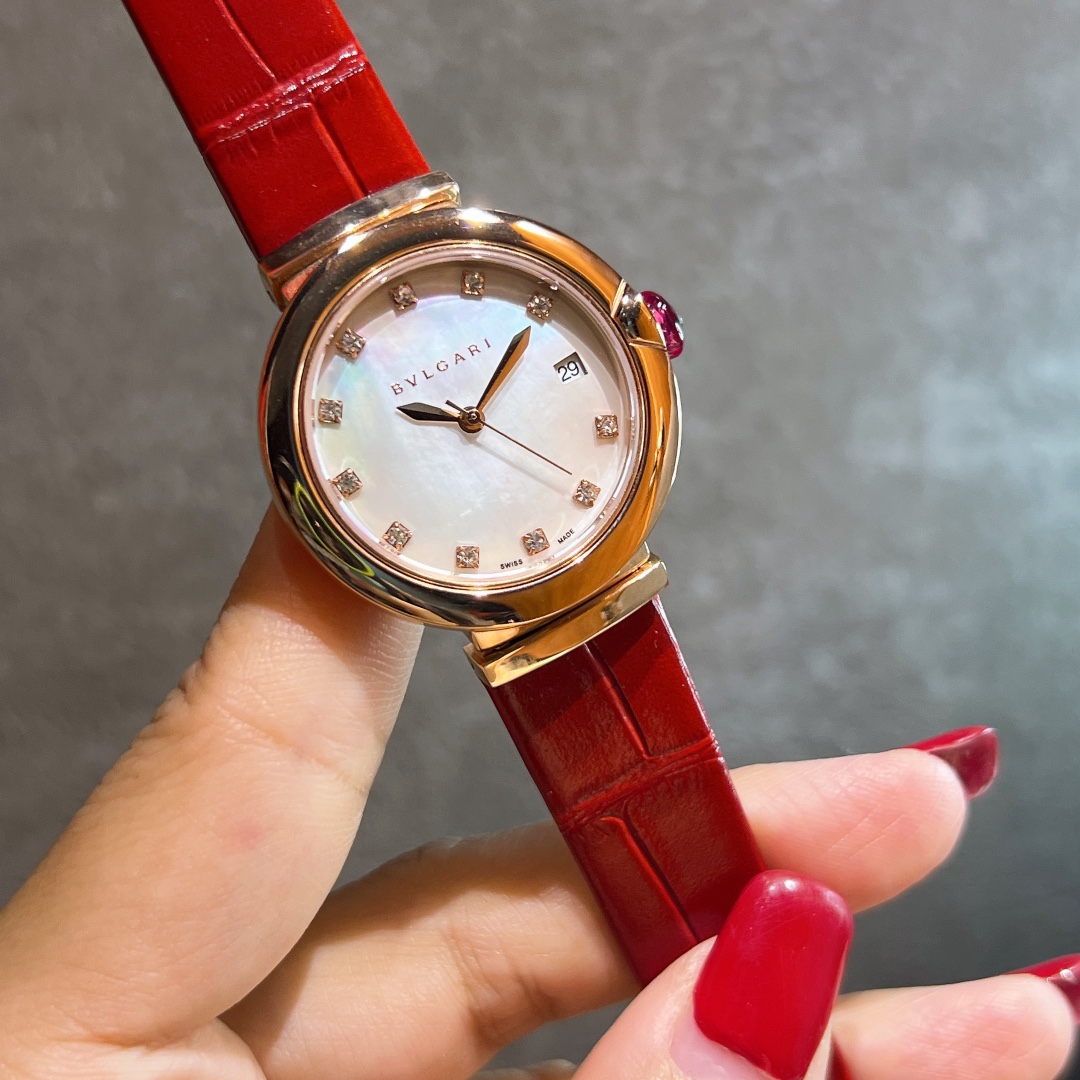 Bvlgari Lvcea rose gold case, colored dial, leather strap 33mm Women's Quartz
