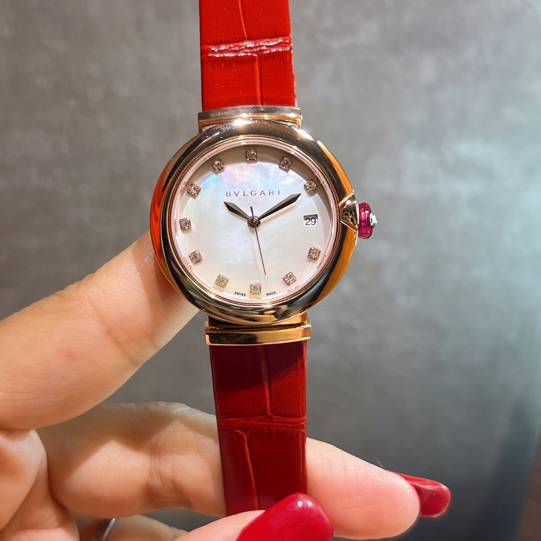 Bvlgari Lvcea rose gold case, colored dial, leather strap 33mm Women's Quartz