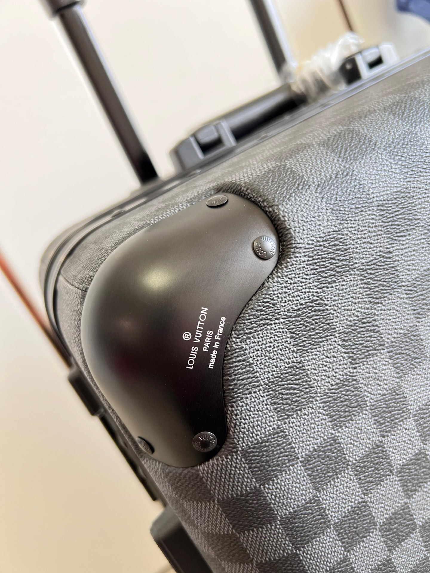 Louis Vuitton Horizon Damier Graphite Standard travel