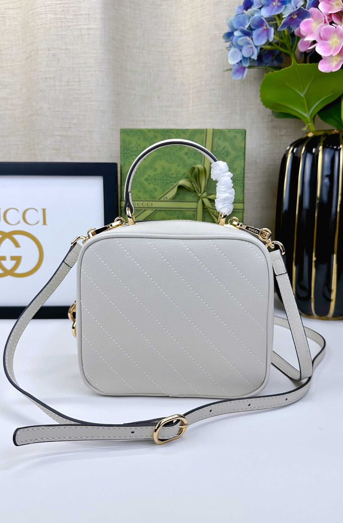 Gucci Blondie手提包 - 浅緑色のエレガントなデザイン