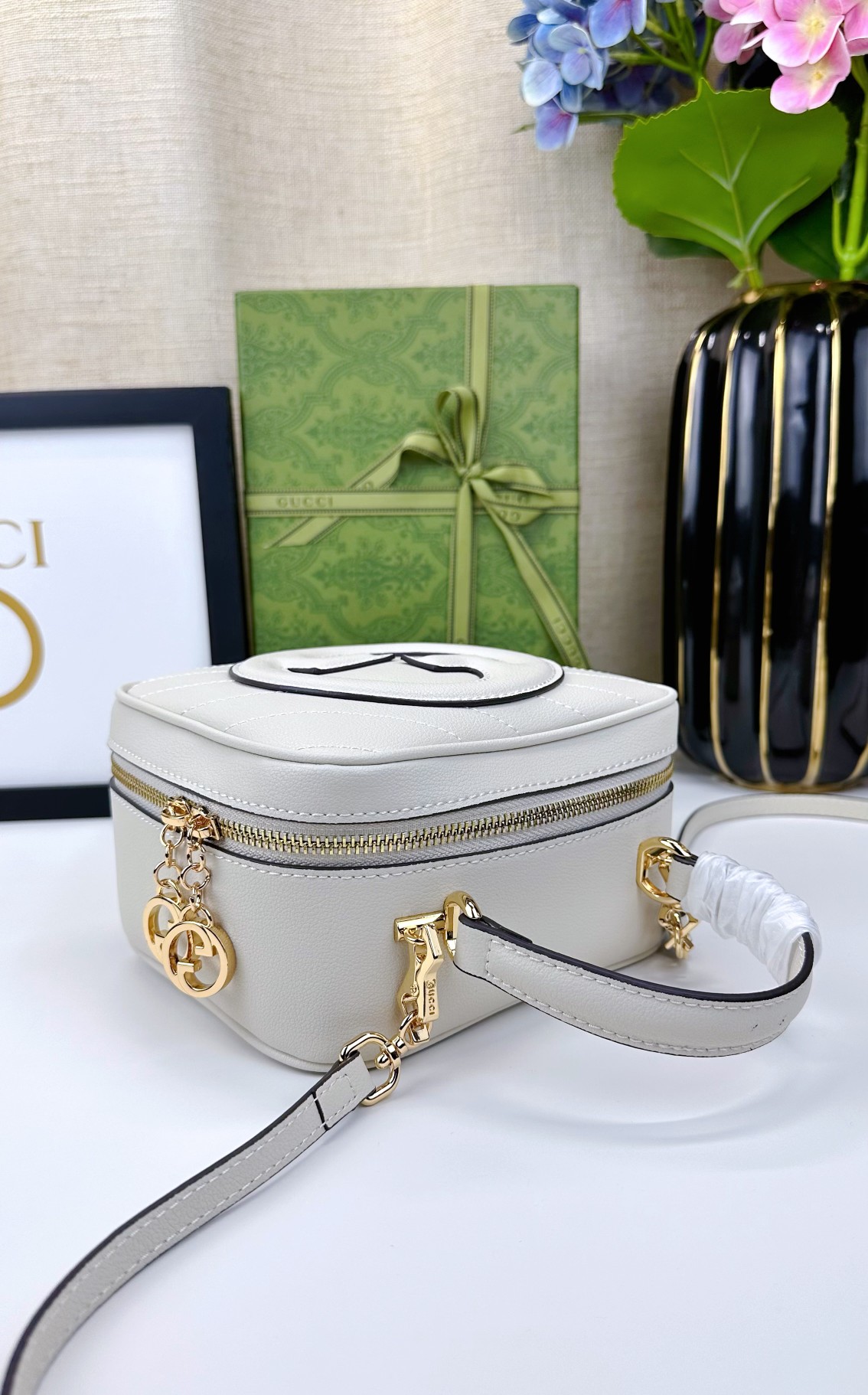 Gucci Blondie手提包 - 浅緑色のエレガントなデザイン