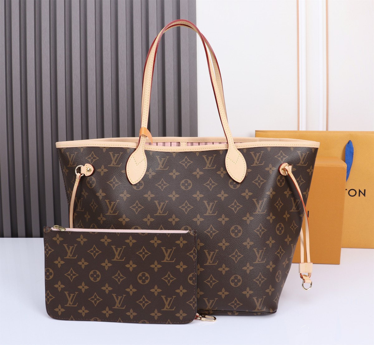 M50366中号 】 经典购物袋路易威登新款 Neverfull 全新演绎经典手袋