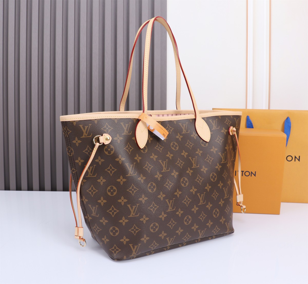 M50366中号 】 经典购物袋路易威登新款 Neverfull 全新演绎经典手袋