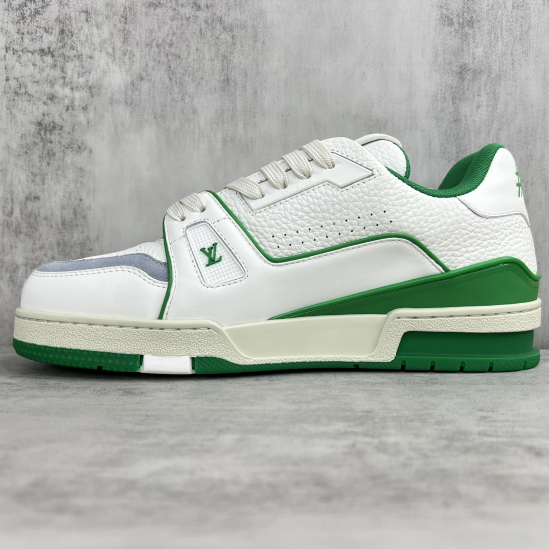 Louis Vuitton 新款上架 2023 Louis*Vuitto* LV Trainer 最新款 大底和面料私模 绝对下血本费心思的一款鞋子 自Vifgil到来之后而设计的这一系列 每一季度都深受众多粉丝的青睐 TPU 大底 包装