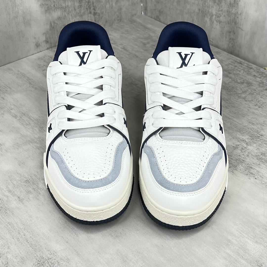 Louis Vuitton 新款上架 2023 Louis*Vuitto* LV Trainer 最新款 大底和面料私模 绝对下血本费心思的一款鞋子 自Vifgil到来之后而设计的这一系列 每一季度都深受众多粉丝的青睐 TPU 大底 包装