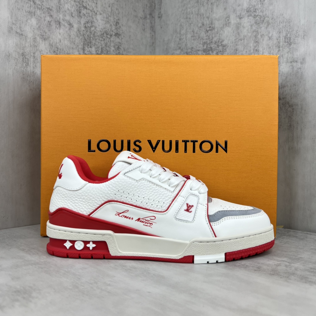 Louis Vuitton 新款上架 2023 Louis*Vuitto* LV Trainer 最新款 大底和面料私模 绝对下血本费心思的一款鞋子 自Vifgil到来之后而设计的这一系列 每一季度都深受众多粉丝的青睐 TPU 大底 包装