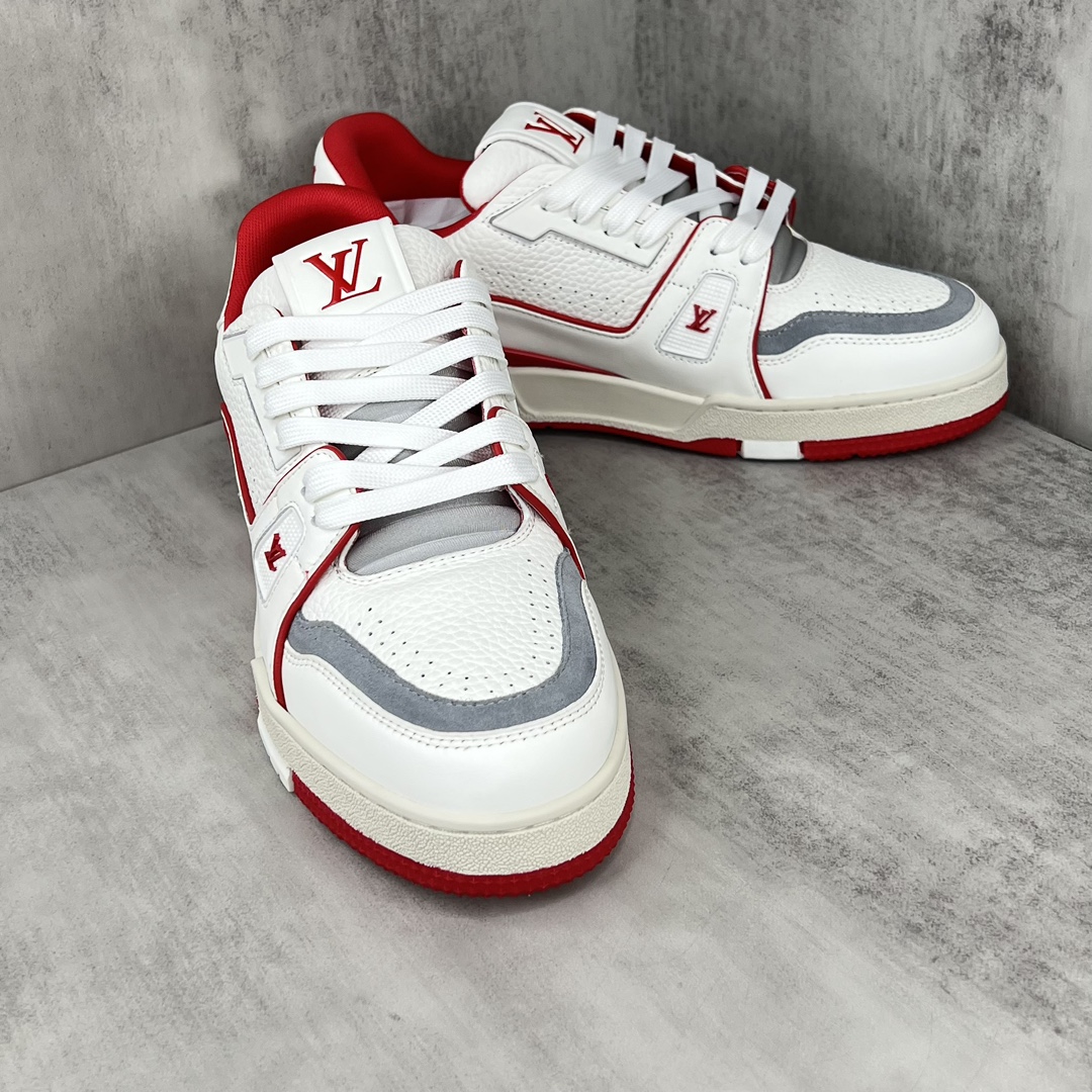 Louis Vuitton 新款上架 2023 Louis*Vuitto* LV Trainer 最新款 大底和面料私模 绝对下血本费心思的一款鞋子 自Vifgil到来之后而设计的这一系列 每一季度都深受众多粉丝的青睐 TPU 大底 包装