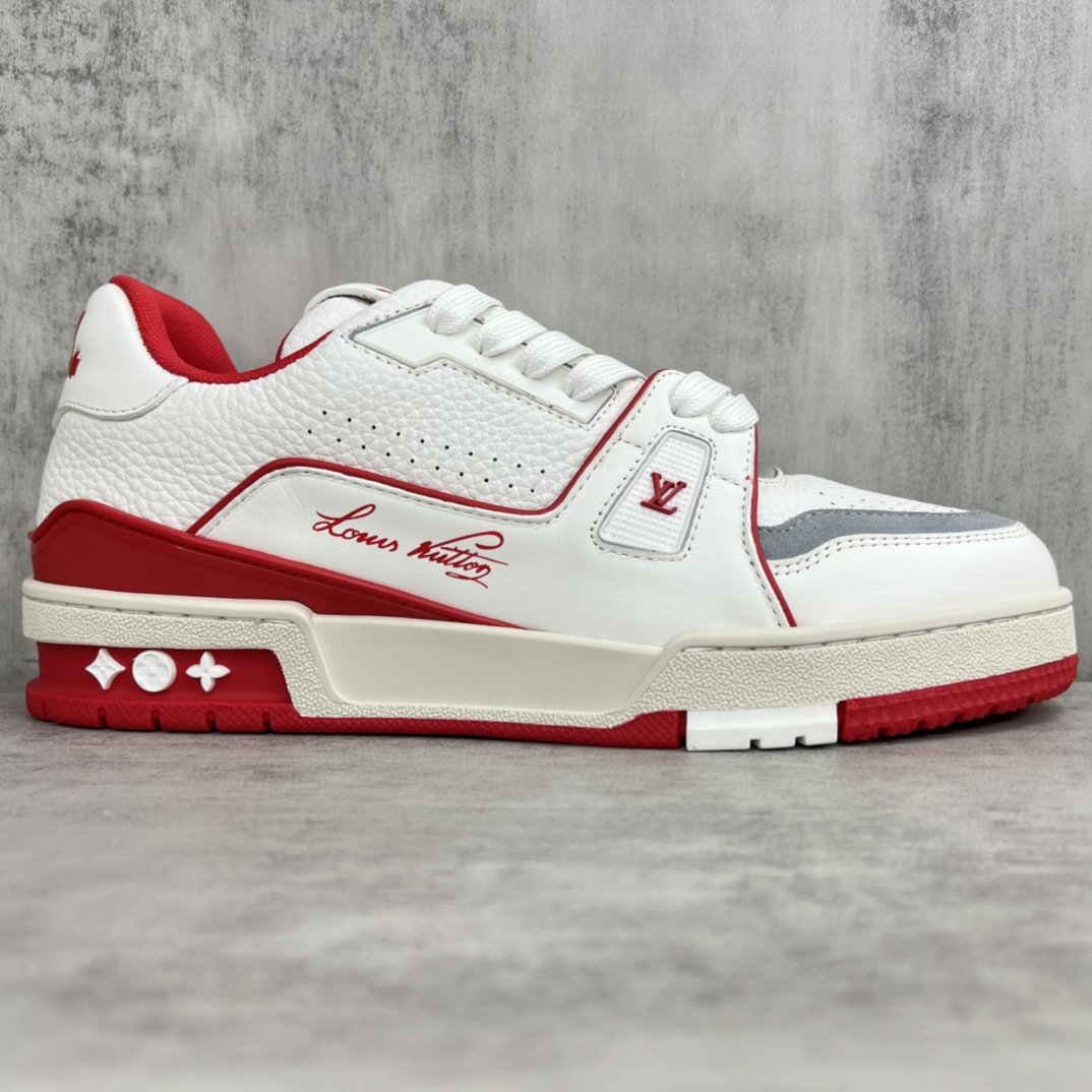 Louis Vuitton 新款上架 2023 Louis*Vuitto* LV Trainer 最新款 大底和面料私模 绝对下血本费心思的一款鞋子 自Vifgil到来之后而设计的这一系列 每一季度都深受众多粉丝的青睐 TPU 大底 包装