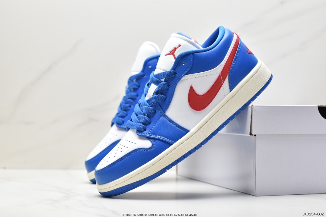 篮球鞋, 乔丹, Jordan Air Jordan 1“Sport Blue”, Jordan, Air Jordan 1, Air Jordan, 553558-066, 553558 - 乔丹 Jordan Air Jordan 1"Sport Blue” 减震防滑耐磨 低帮 复古篮球鞋 女款 蓝白 553558-066