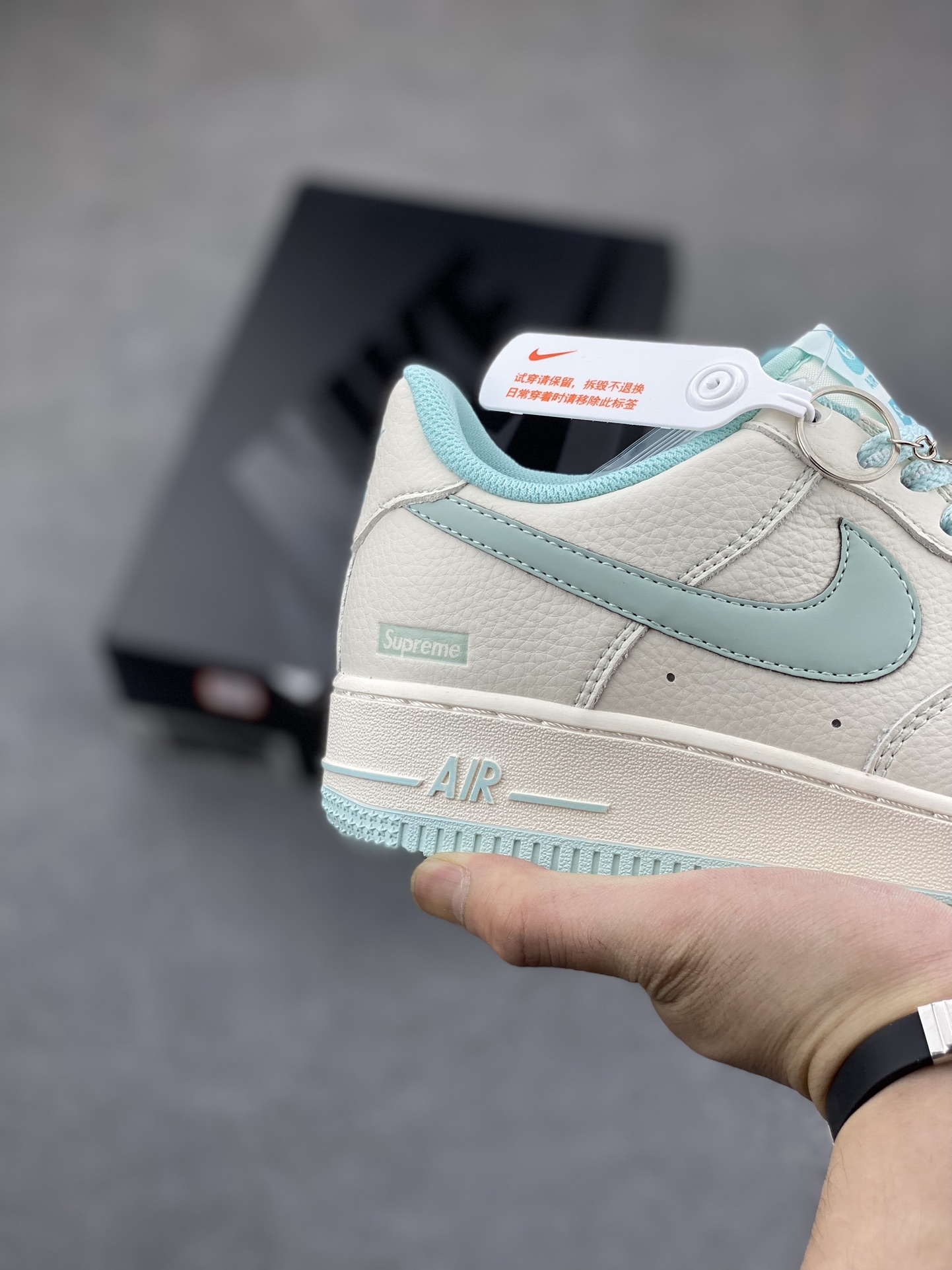 Nike Air Force 1 '07 Low Ice Blue Supreme Collab Sneakers 6 i1686509331 5838 4