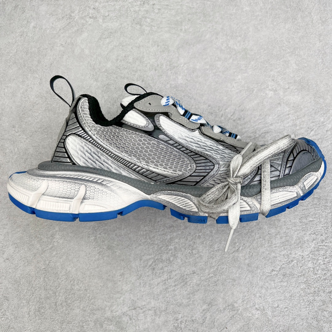 图片[6]-＃TG福利特价 BALENCIAGA 3XL Sneakers 巴黎世家十代网布系带低帮走秀复古老爹鞋 配套套现全码福利开炸 长期补货价格一步到位 市场中端王者 欢迎对比 实力大厂成熟流水线出品 品控完美 免检产品 新配色陆续开发 全套原纸板楦头开发 完美版型 鞋头边缘和后帮徽标 鞋面和后跟凸印尺码 鞋舌 3XL 橡胶品牌标识和反光细节 鞋帮拉袢和鞋舌拉祥 配反光细节 备用鞋带在鞋履前侧 可在穿着前取下 便于不同造型搭配 注意运费超重 偏大一码 尺码：35 36 37 38 39 40 41 42 43 44 45 46-选品中心