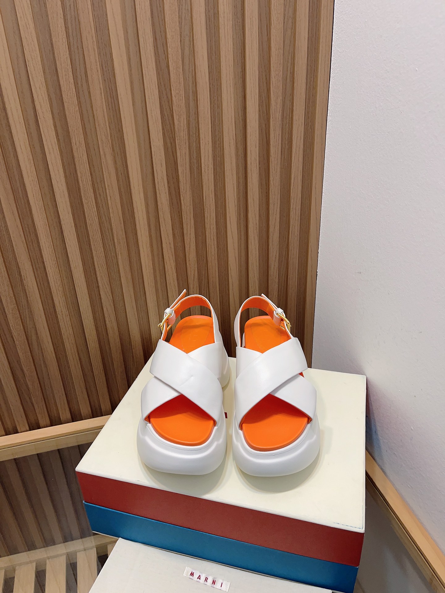 Manrimani 2023 Coleslawed Sandals: Classic Style with Comfort and Durability - 图片 2