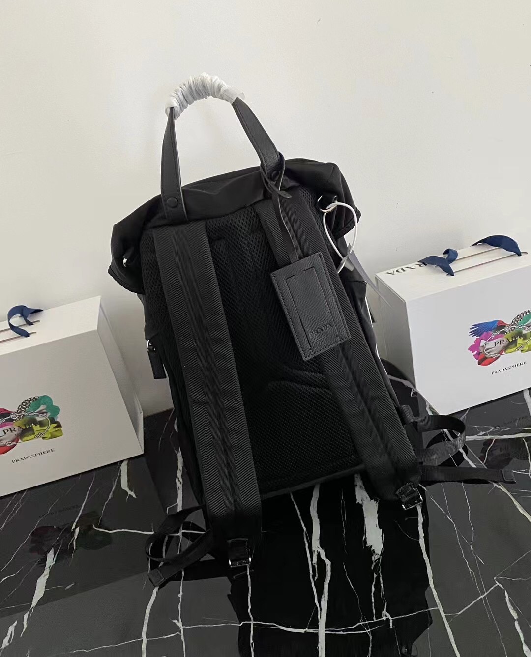 ad Pd コラボデザイン リュックサック Re-Nylon Saffiano