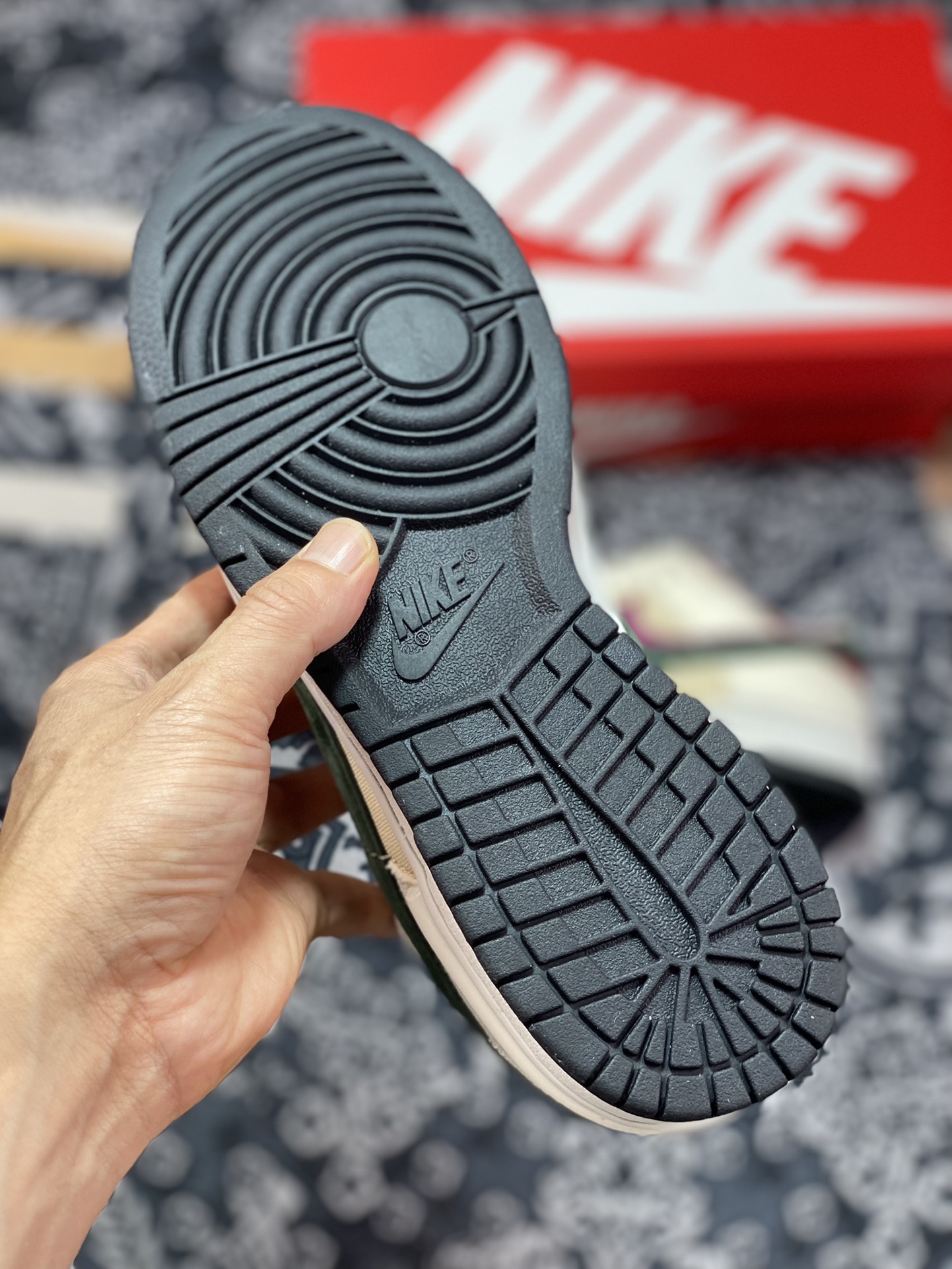 300 Nike SB Dunk Low Twist”Denim/Milk/Green”扣篮加强版系列低帮板鞋“磨破牛仔布米黄酒红绿双钩”DZ2794-366